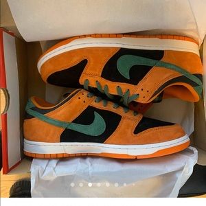 Nike dunks ceramic size 11